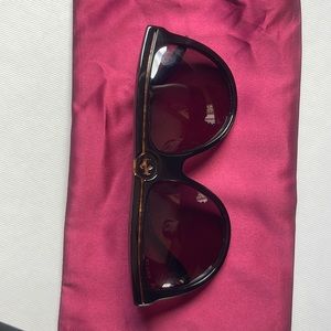 Gucci sunglasses (authentic)